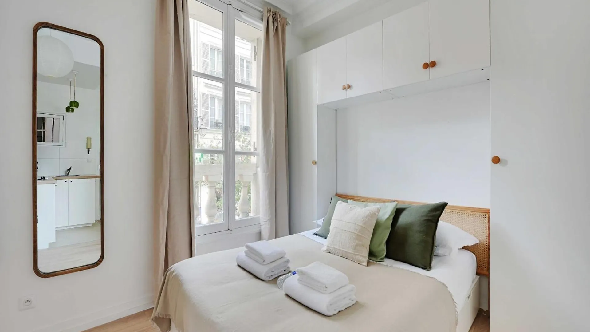Charming Flat - Rambuteau - Mobility Lease Apartment Paris
